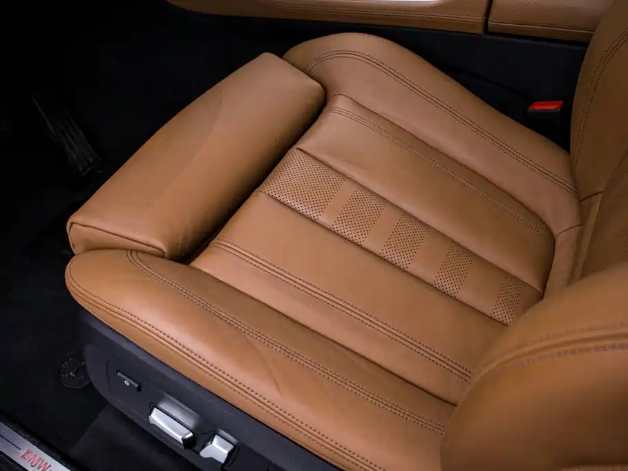 BMW X5 (Import) — миниатюра 16