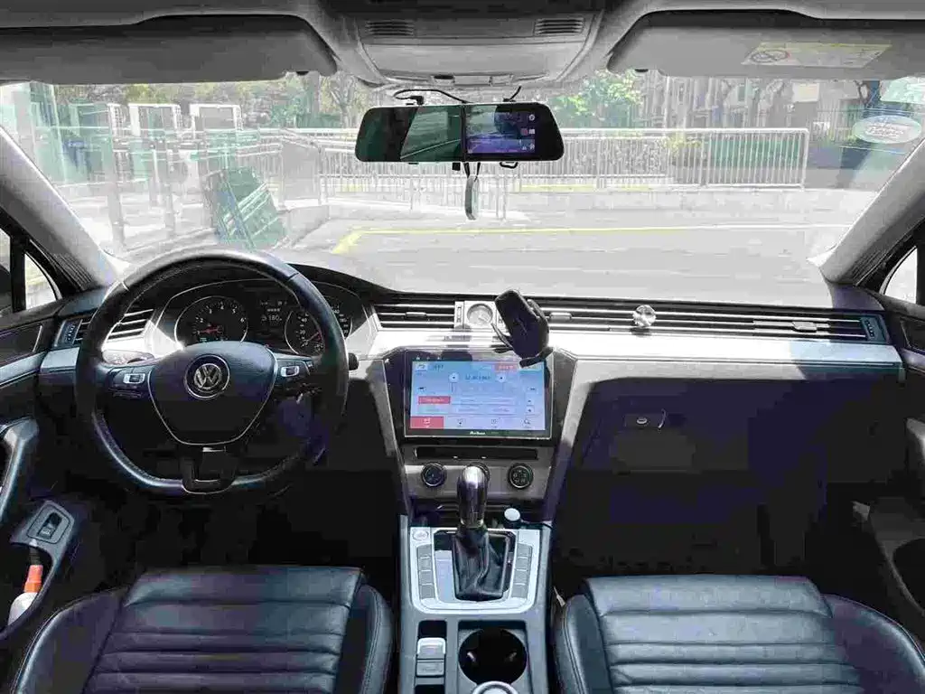Volkswagen Magotan — миниатюра 5