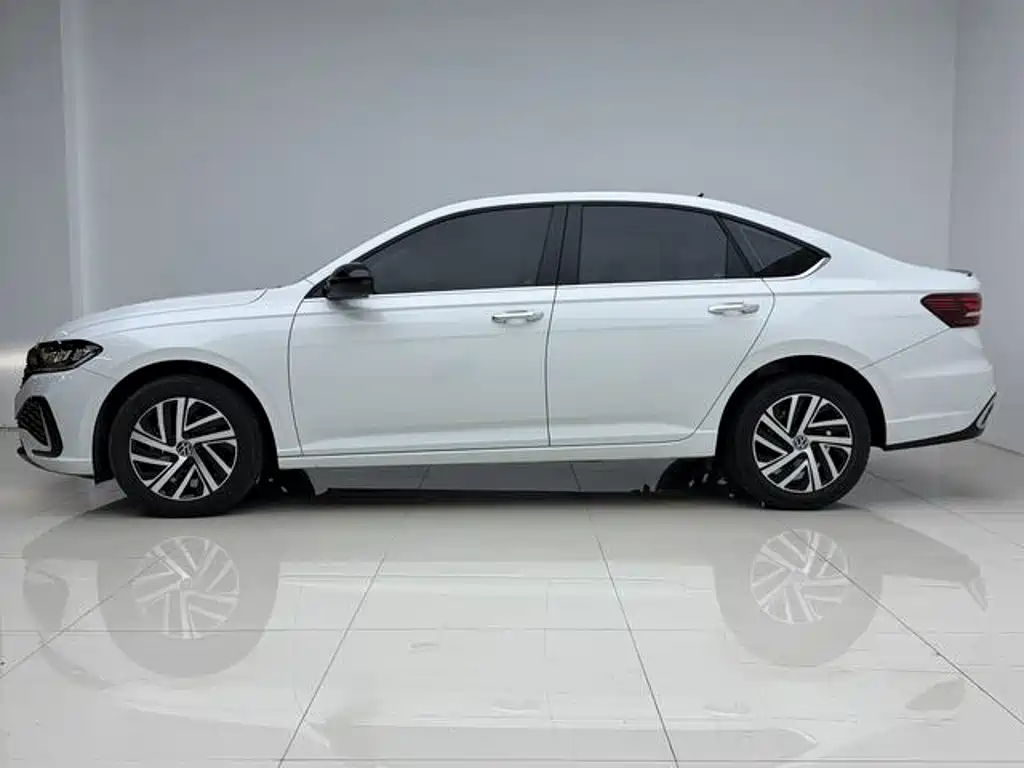 Volkswagen Lavida — миниатюра 8