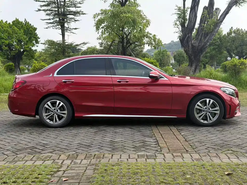 Mercedes-Benz C-Class — миниатюра 4