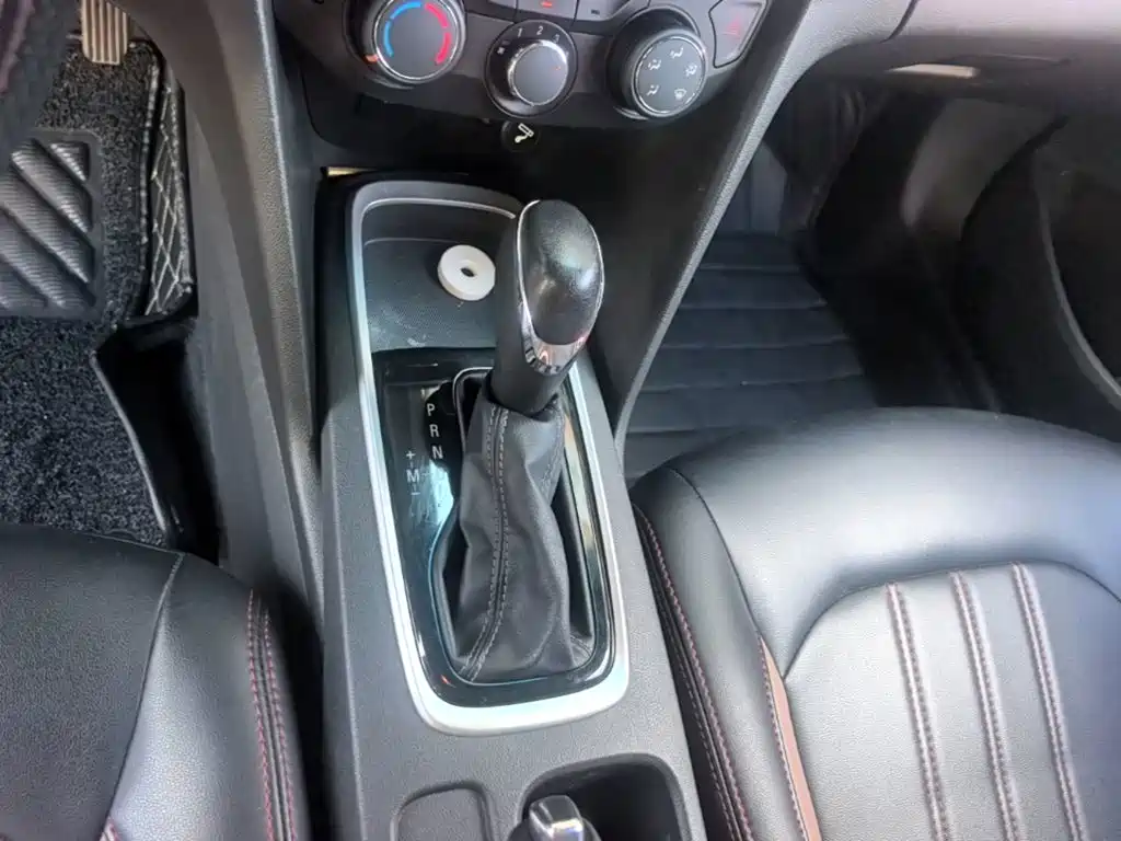 Chevrolet Cavalier — миниатюра 14
