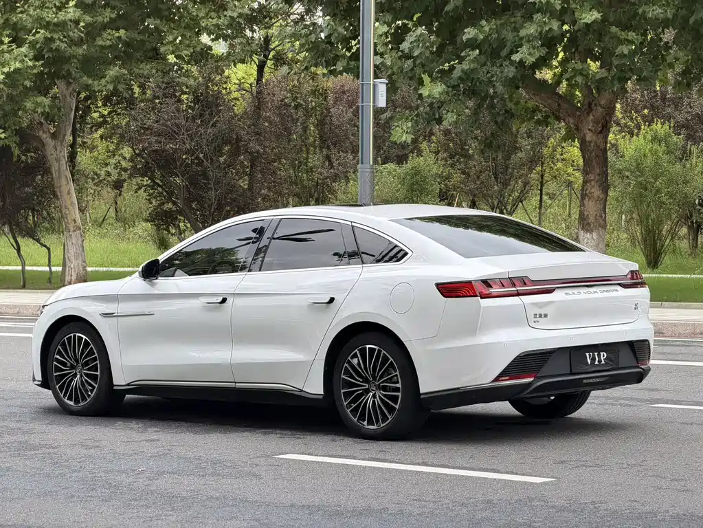 BYD Han — миниатюра 13