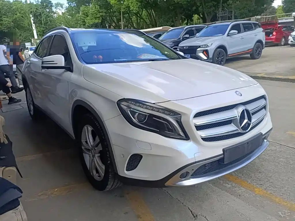 Mercedes-Benz GLA (Import) — миниатюра 4