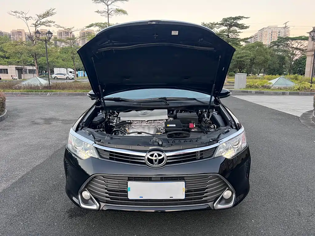 Toyota Camry — миниатюра 20