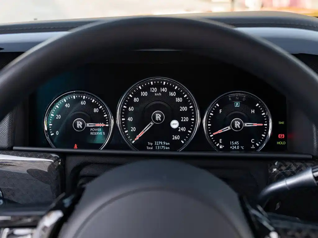 Rolls-Royce Cullinan — миниатюра 15