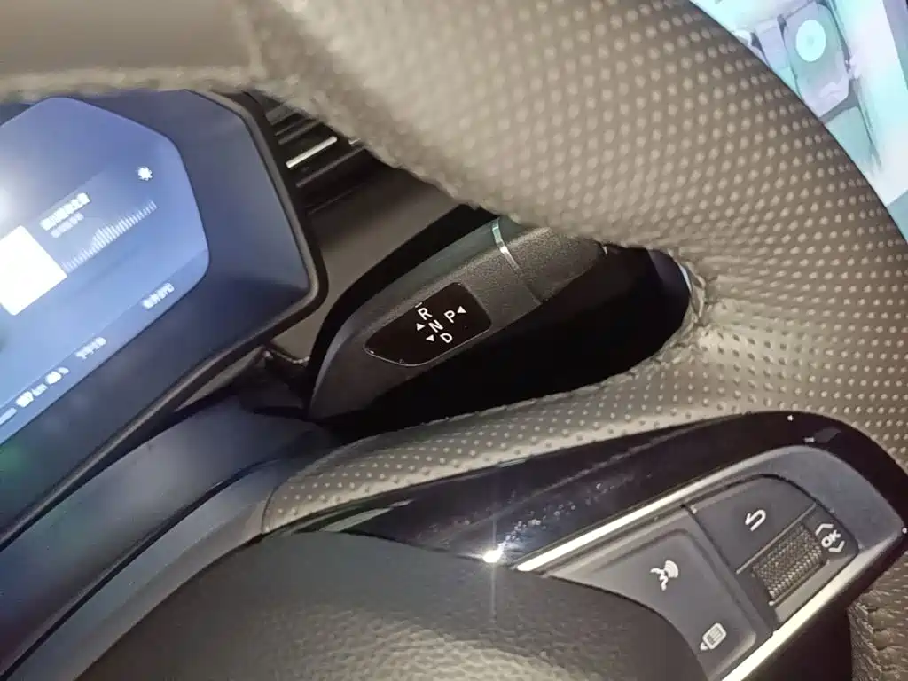 XPeng G3 — миниатюра 14