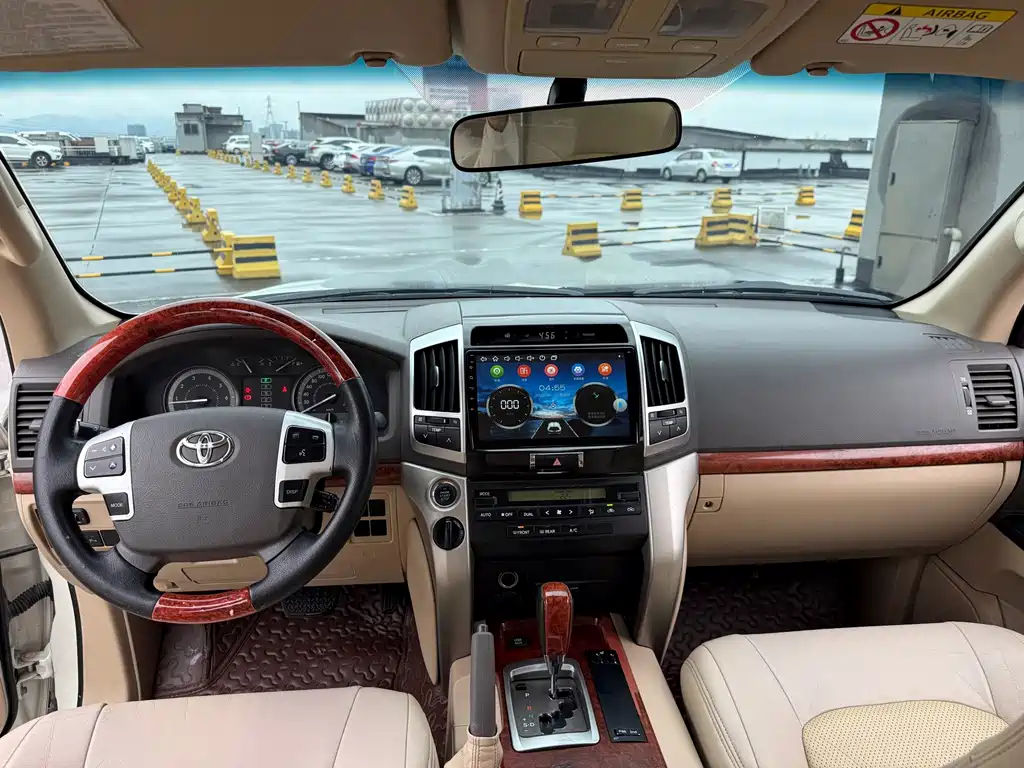 Toyota Land Cruiser — миниатюра 11