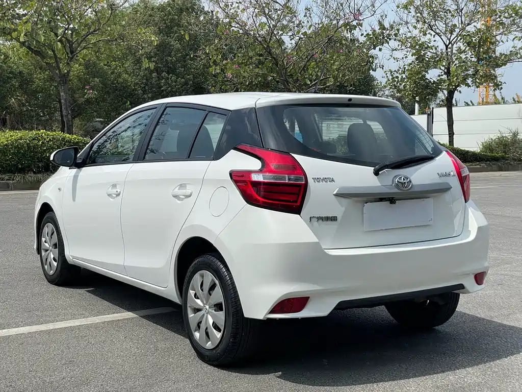 TOYOTA YARIS L ZHIXUAN