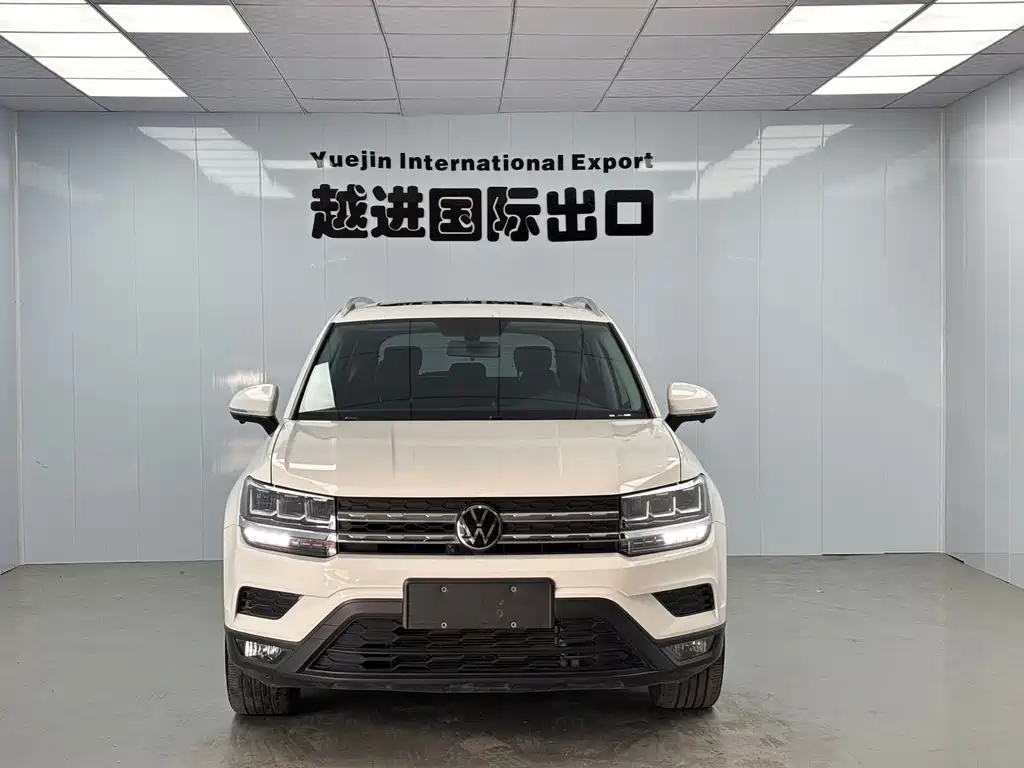 Volkswagen Tharu — миниатюра 2