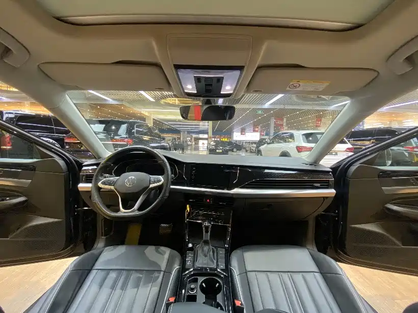 Volkswagen Passat — миниатюра 11