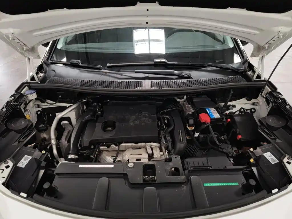 Peugeot 5008 — миниатюра 6