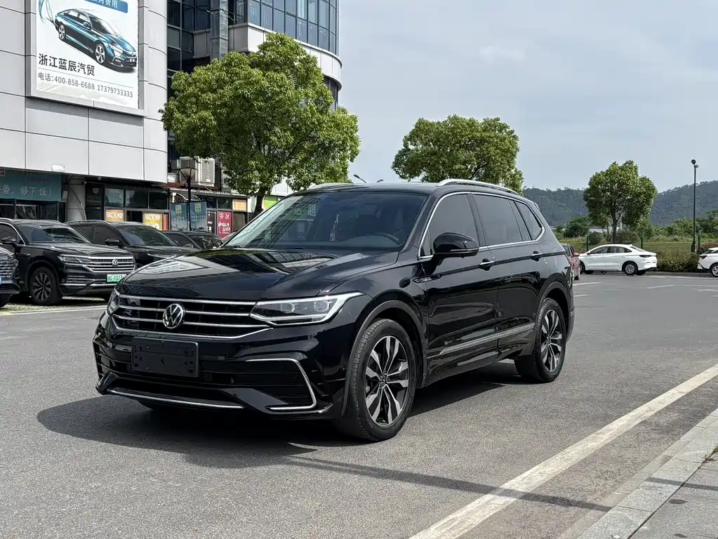 Volkswagen Tiguan L 2023
