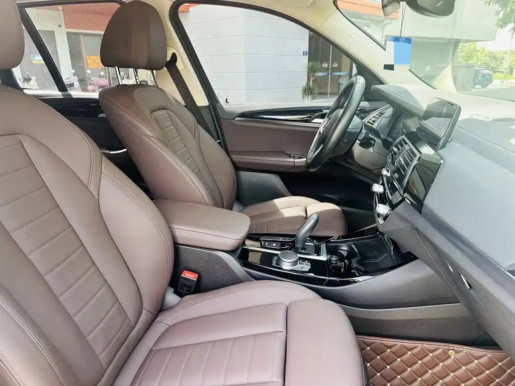 BMW X3 — миниатюра 6