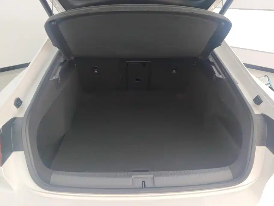 Volkswagen CC — миниатюра 4