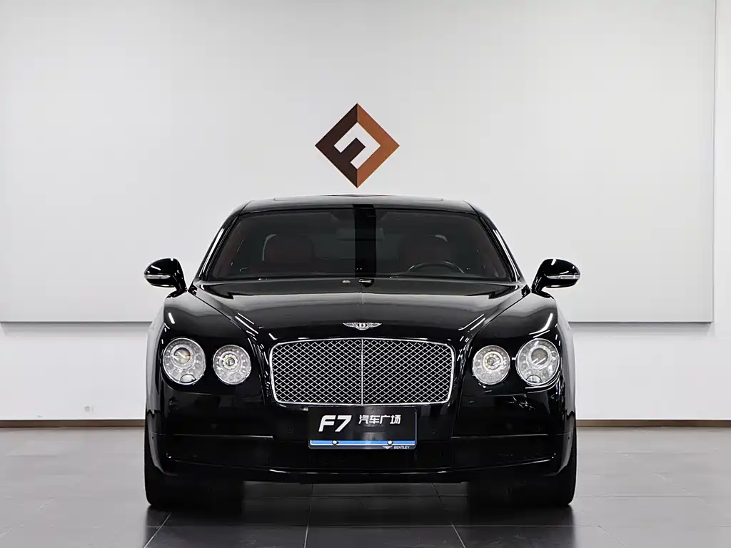 Bentley Flying Spur — миниатюра 2