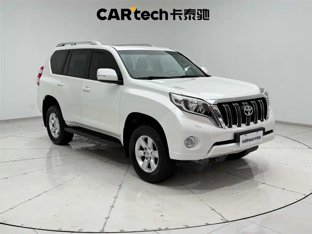 TOYOTA PRADO