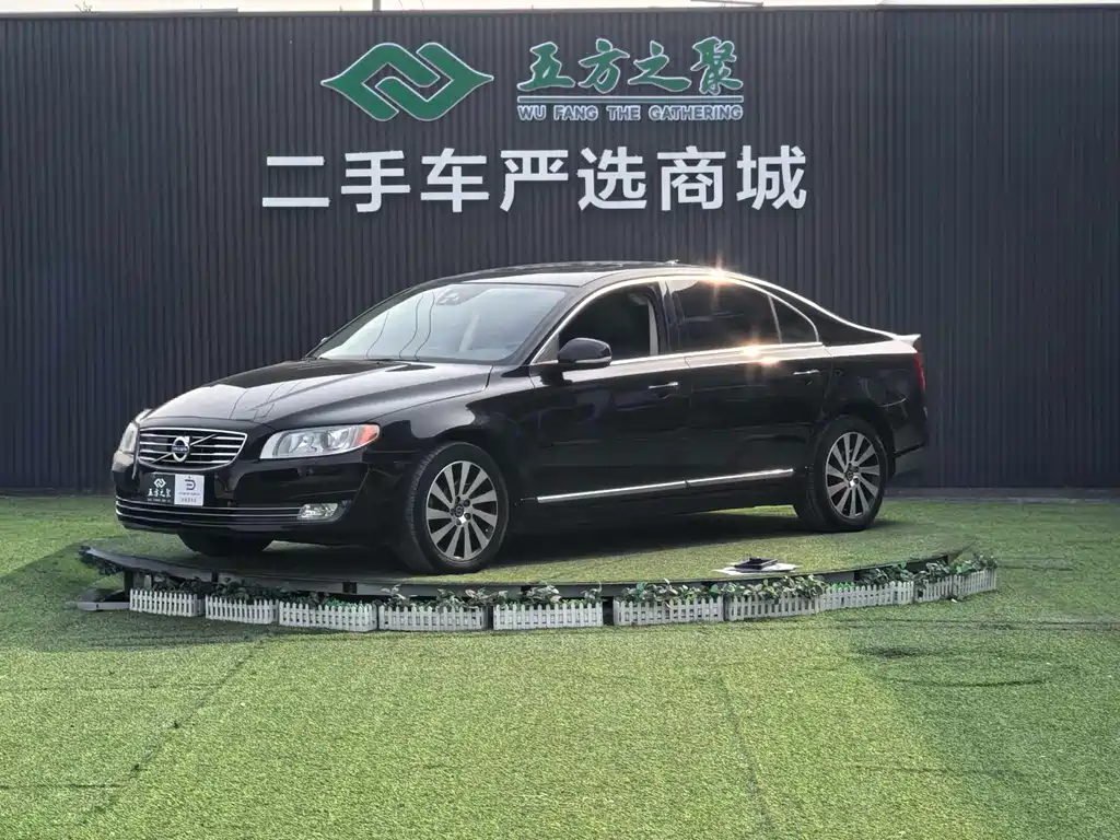 Volvo S80L 2015