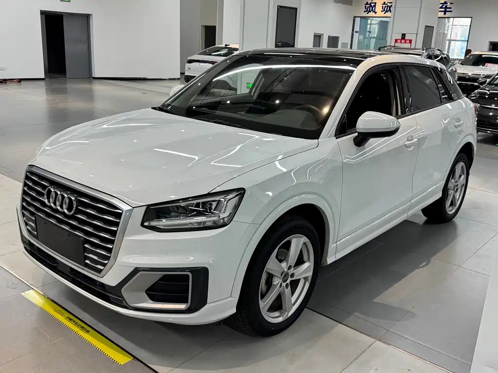 Audi Q2L