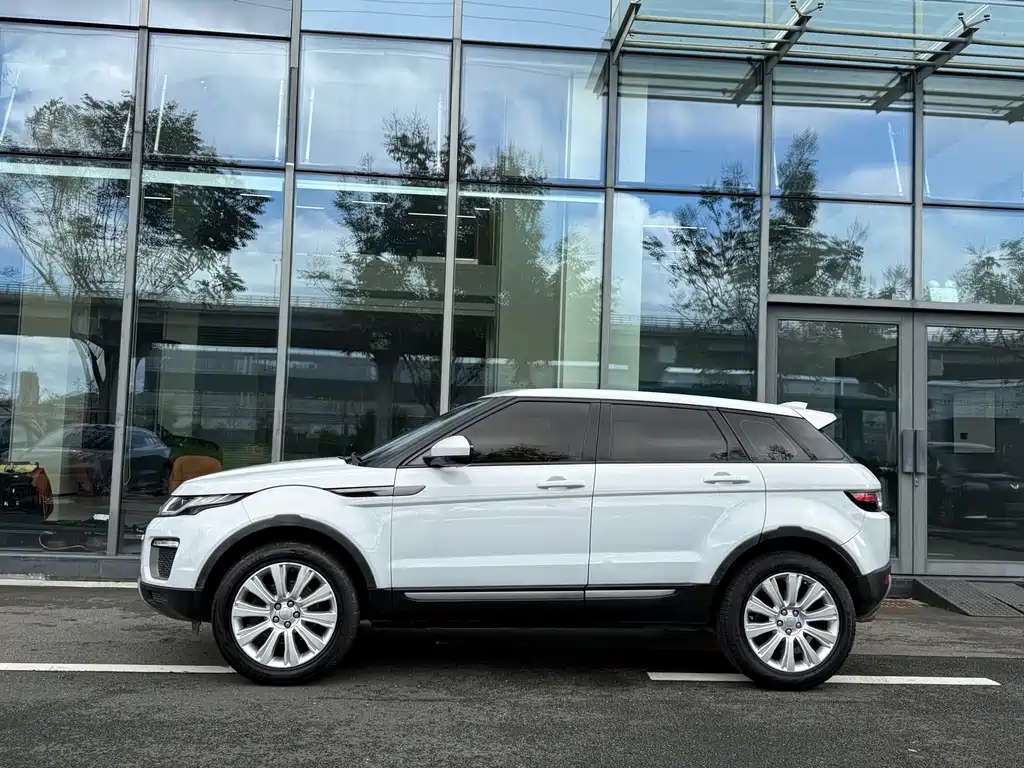 Land Rover Evoque — миниатюра 15