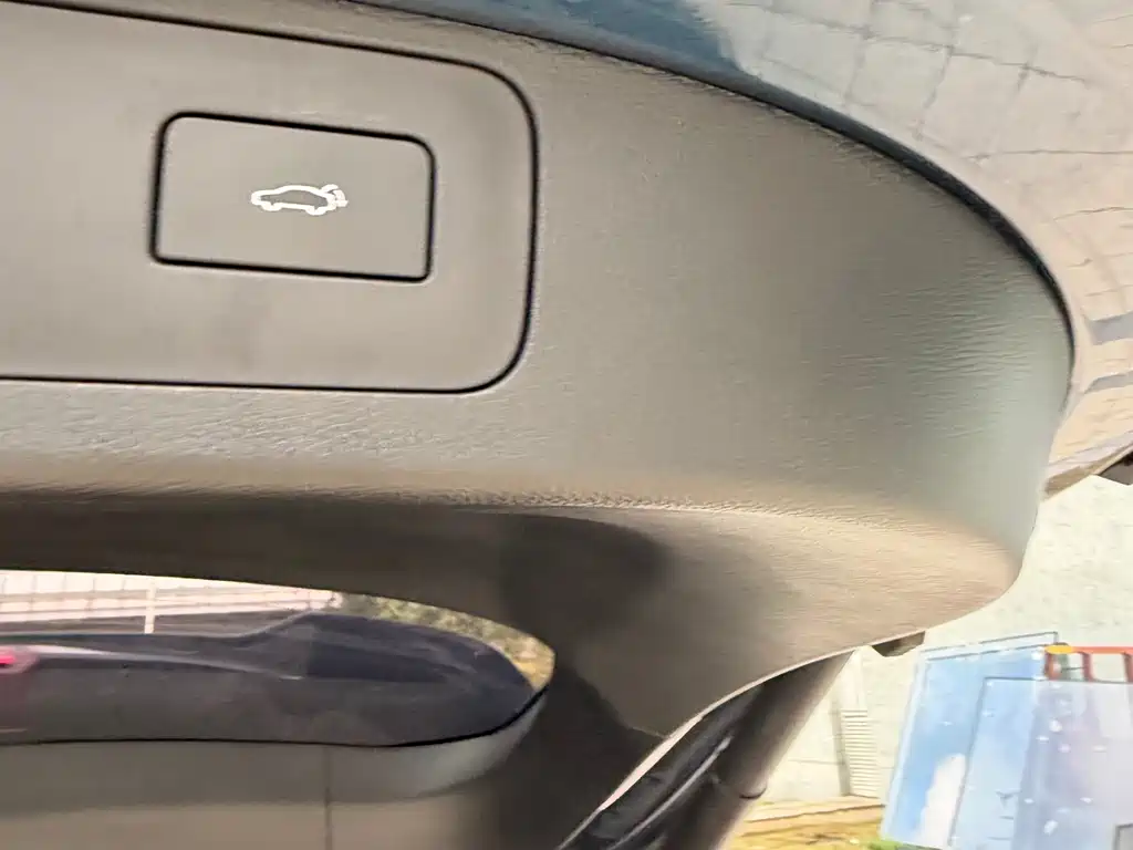Geely Haoyue L — миниатюра 16