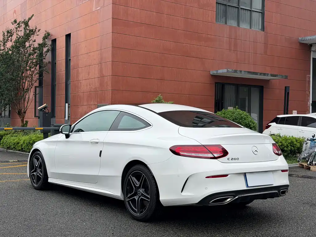 Mercedes-Benz C-Class (Import) — миниатюра 18