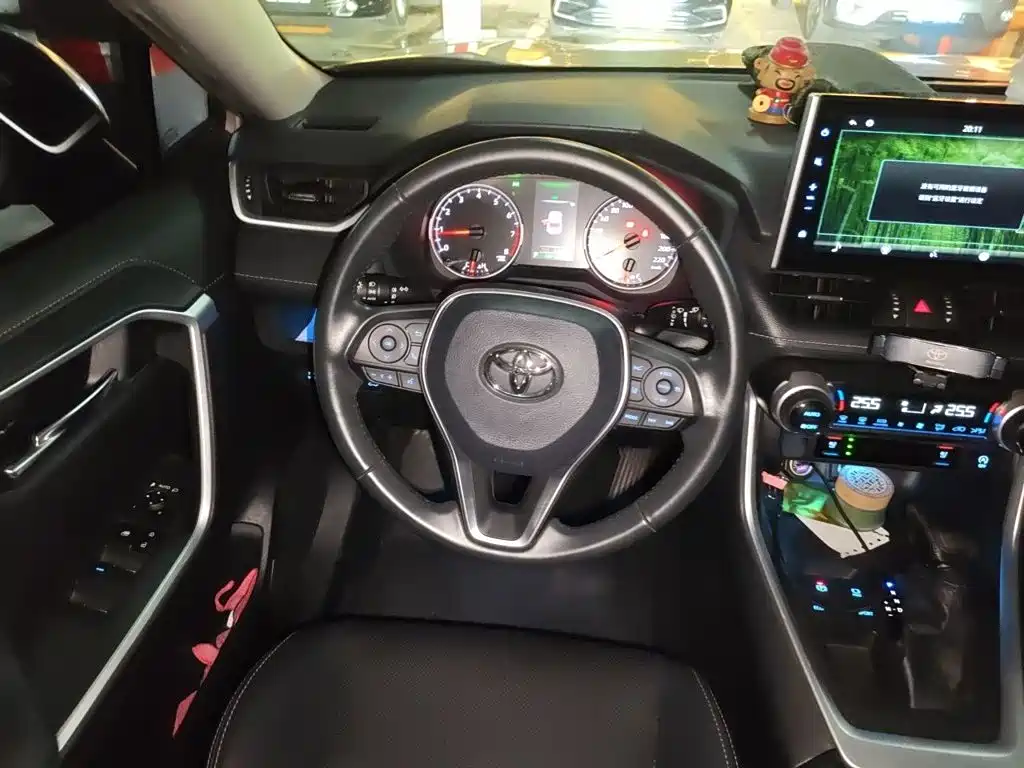 Toyota Wildlander — миниатюра 6