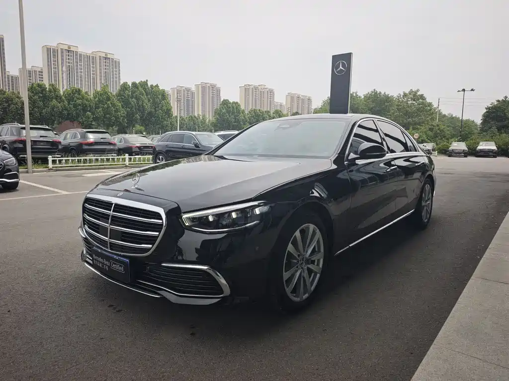 Mercedes-Benz S-Class 2022