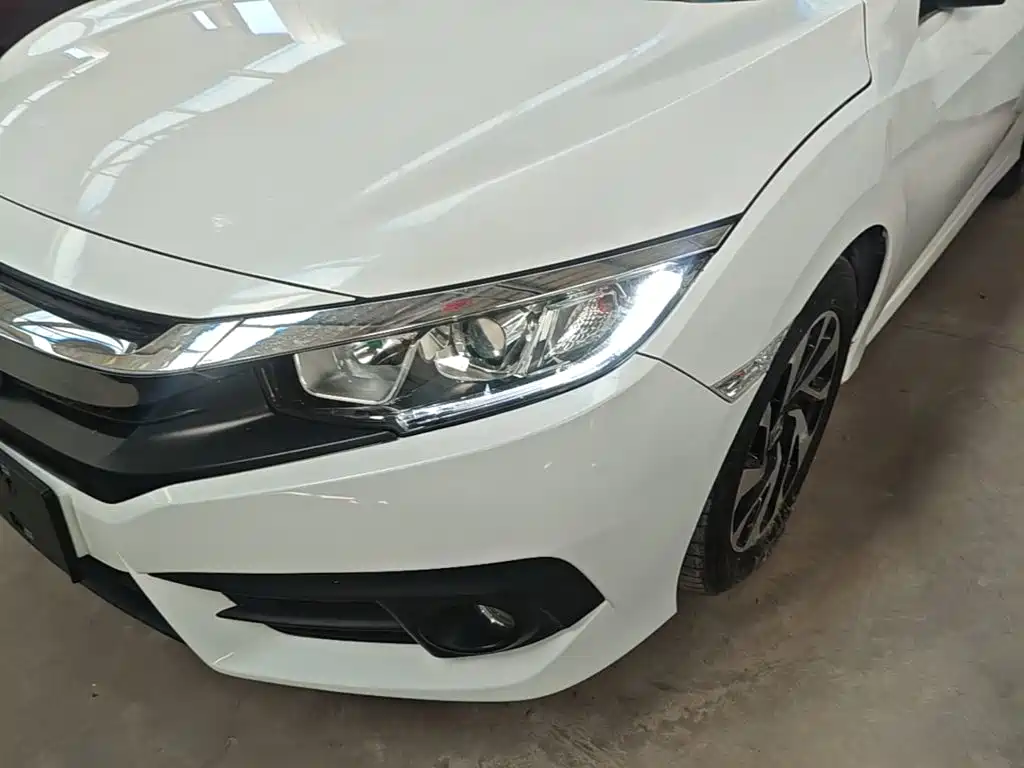 Honda Civic — миниатюра 24