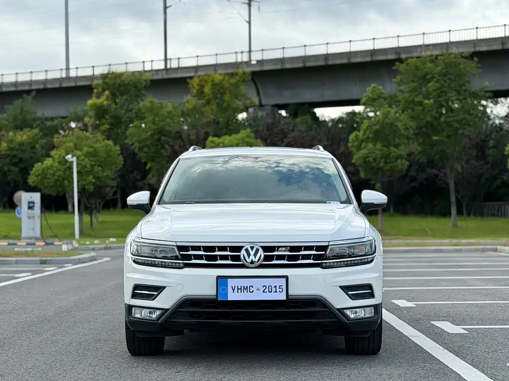 Volkswagen Tiguan L — миниатюра 2
