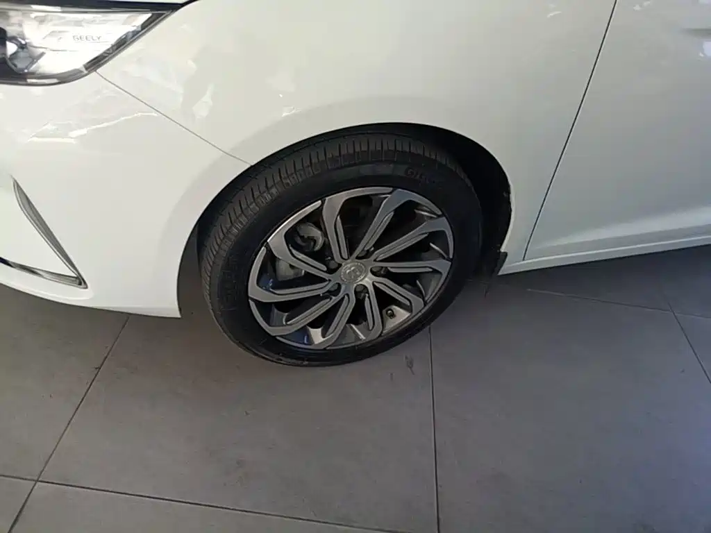 Geely Emgrand GL — миниатюра 23