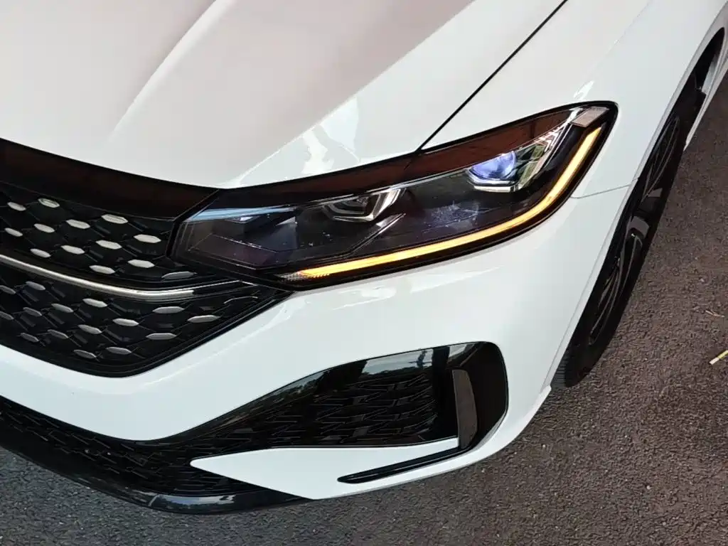 Volkswagen Lavida — миниатюра 24