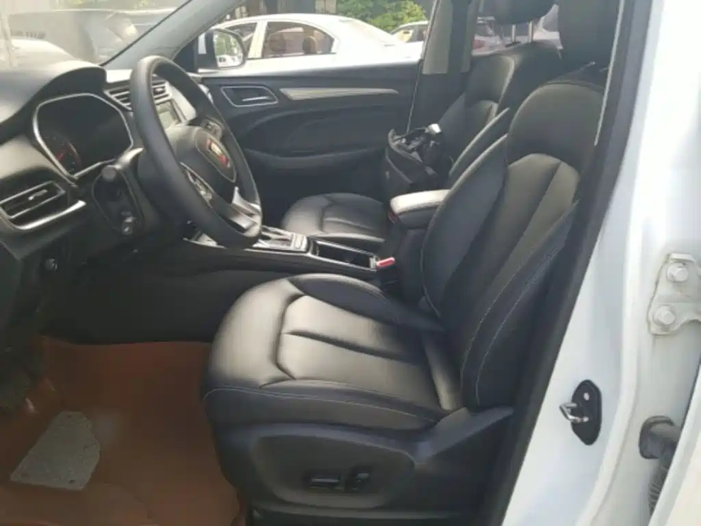 Roewe RX3 — миниатюра 15