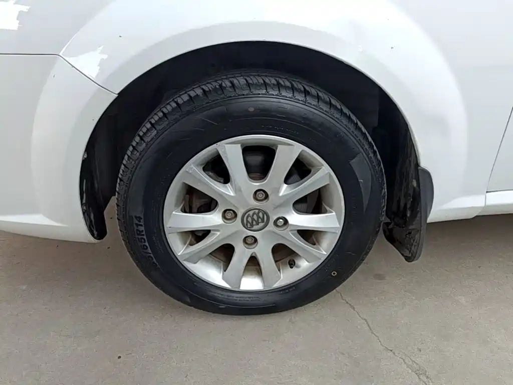 Buick Excelle — миниатюра 23