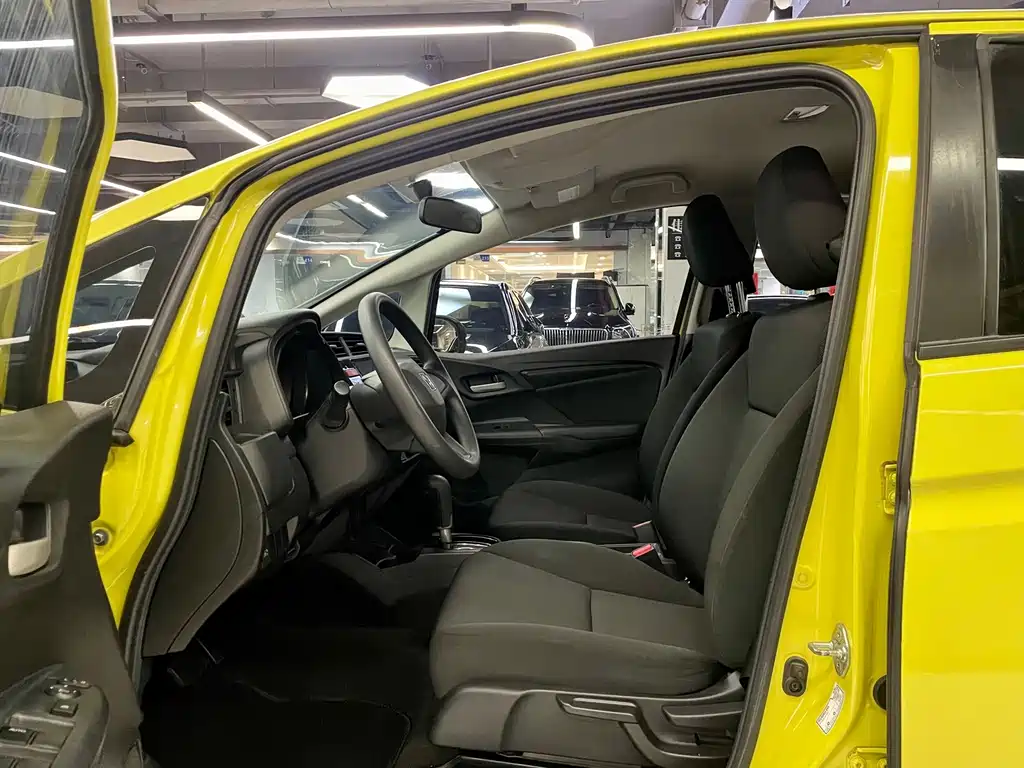 Honda Fit — миниатюра 5