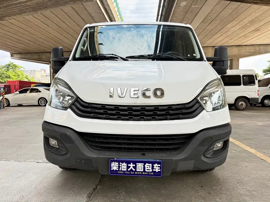 IVECO Ousheng — миниатюра 2