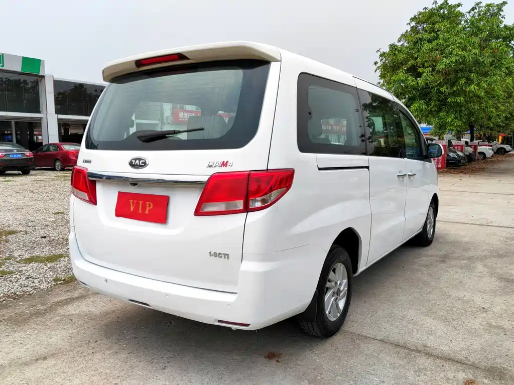 JIANGHUAI RUIFENG M4