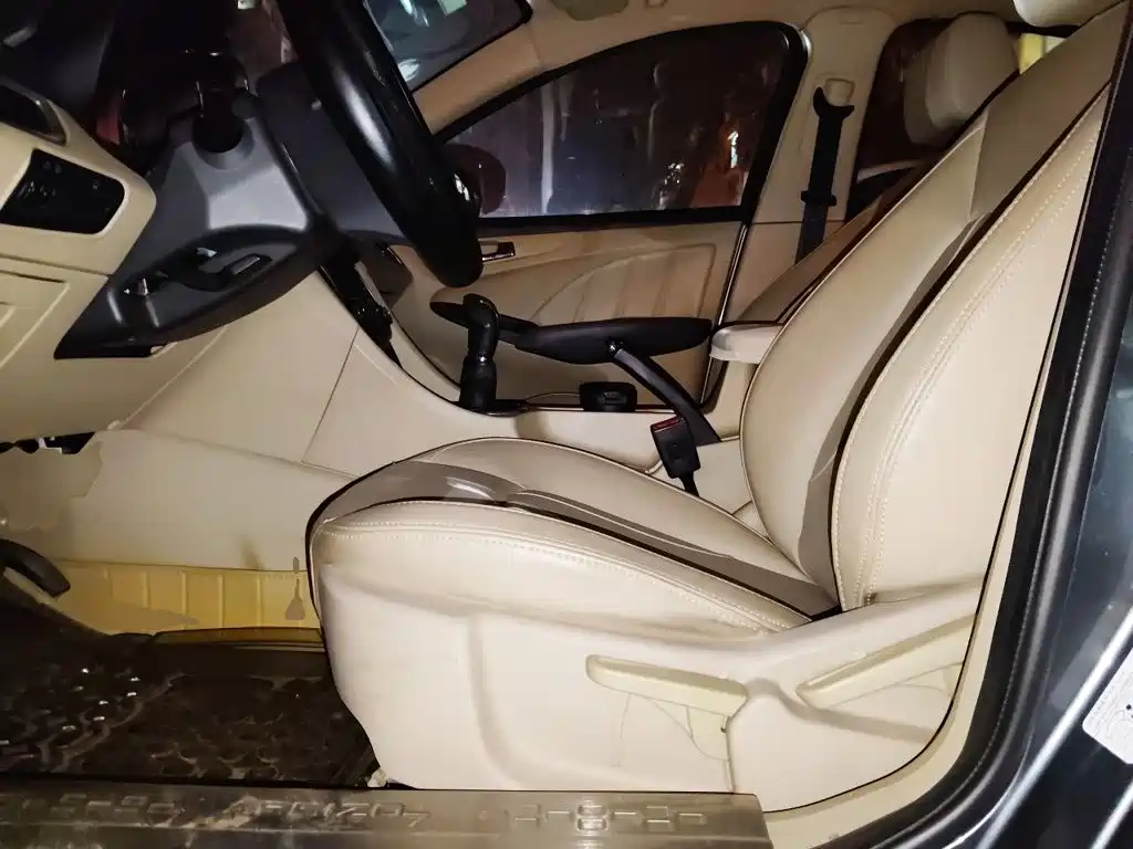 Chery Arrizo 7 — миниатюра 16