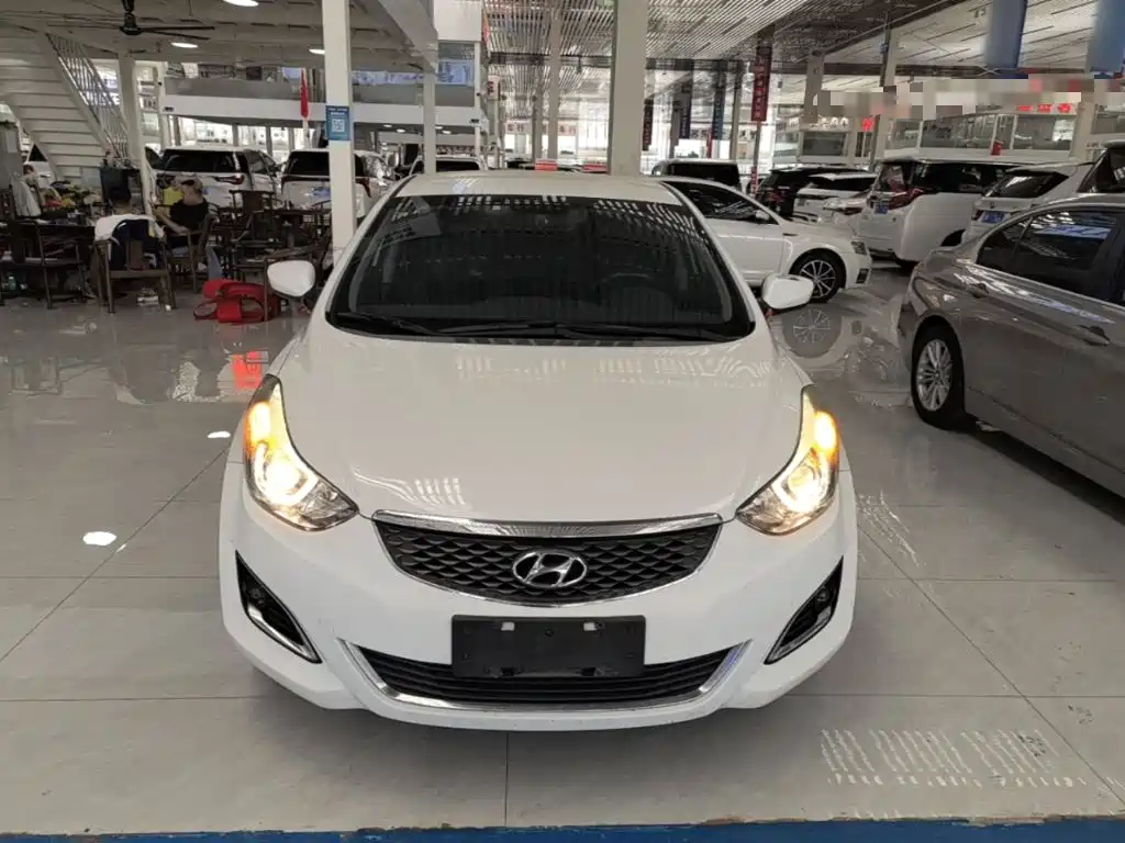 Hyundai Elantra Langdong — миниатюра 3