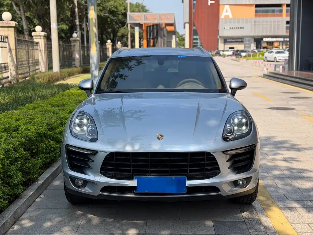 Porsche Macan — миниатюра 2