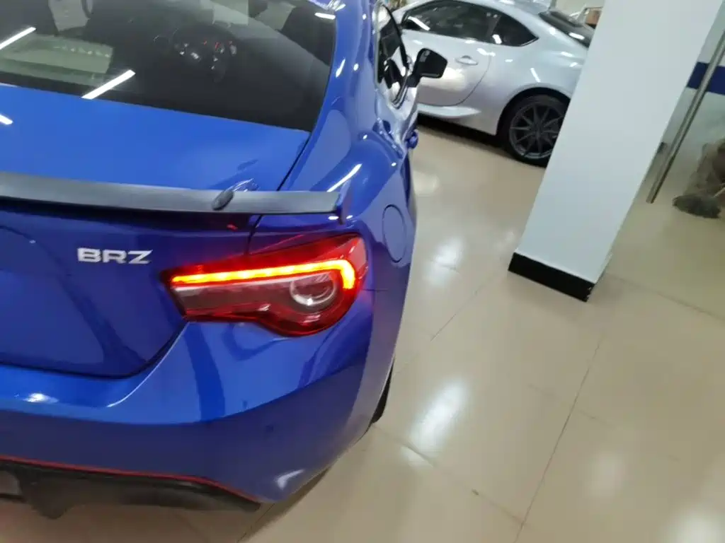 Subaru BRZ — миниатюра 8