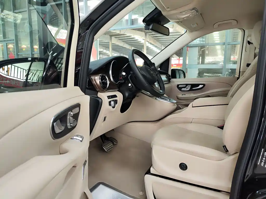 Mercedes-Benz V-Class V 2021 V 260 Luxury