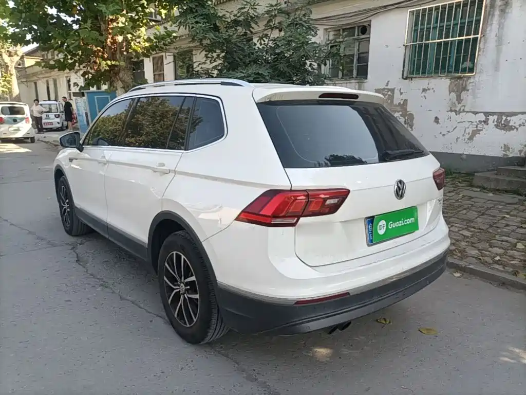 Volkswagen Tiguan L — миниатюра 5