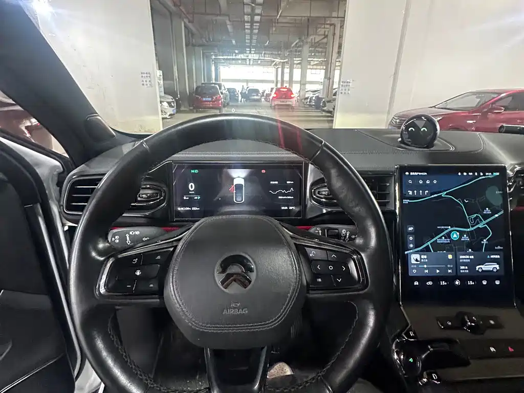 NIO ES6 — миниатюра 10