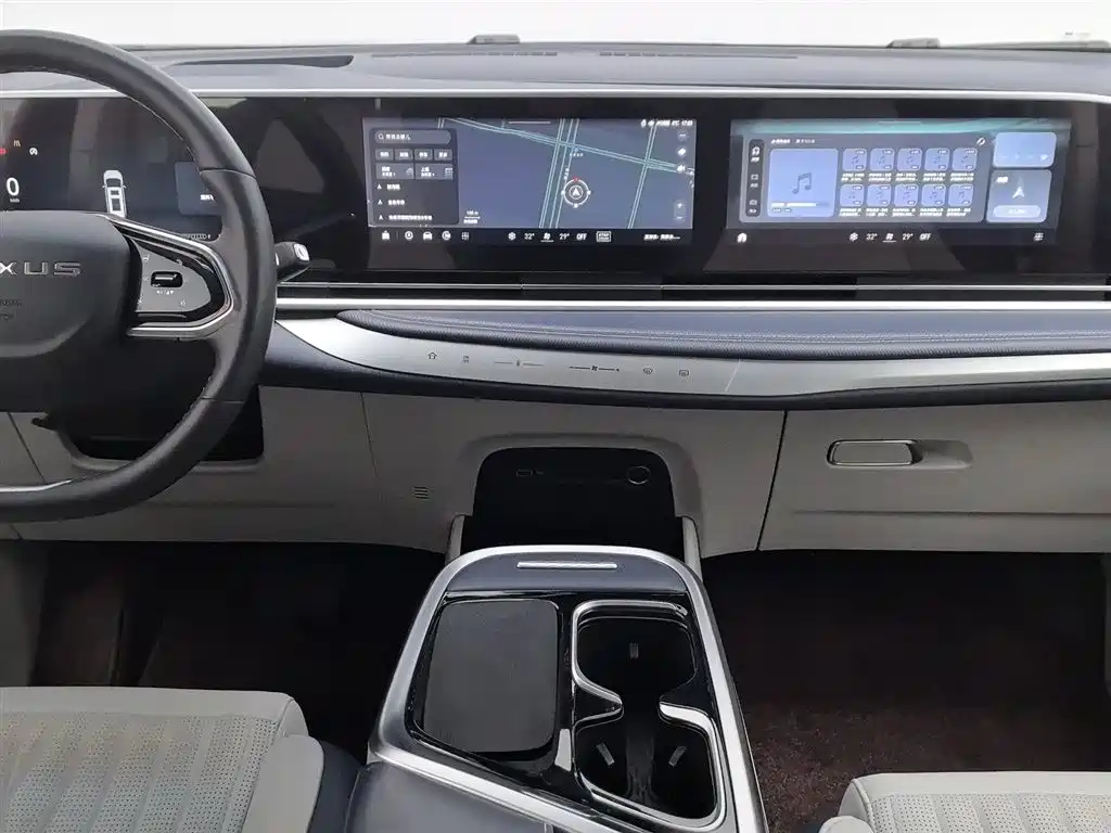 SAIC MAXUS CHASE G90