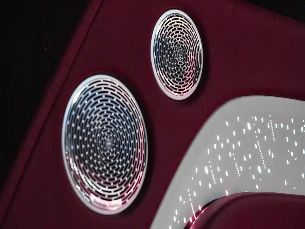 ROLLS-ROYCE CHTHONIC