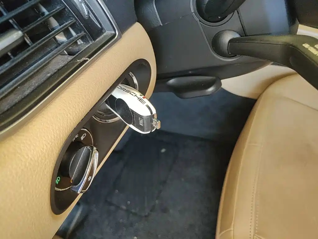 Porsche Macan — миниатюра 9