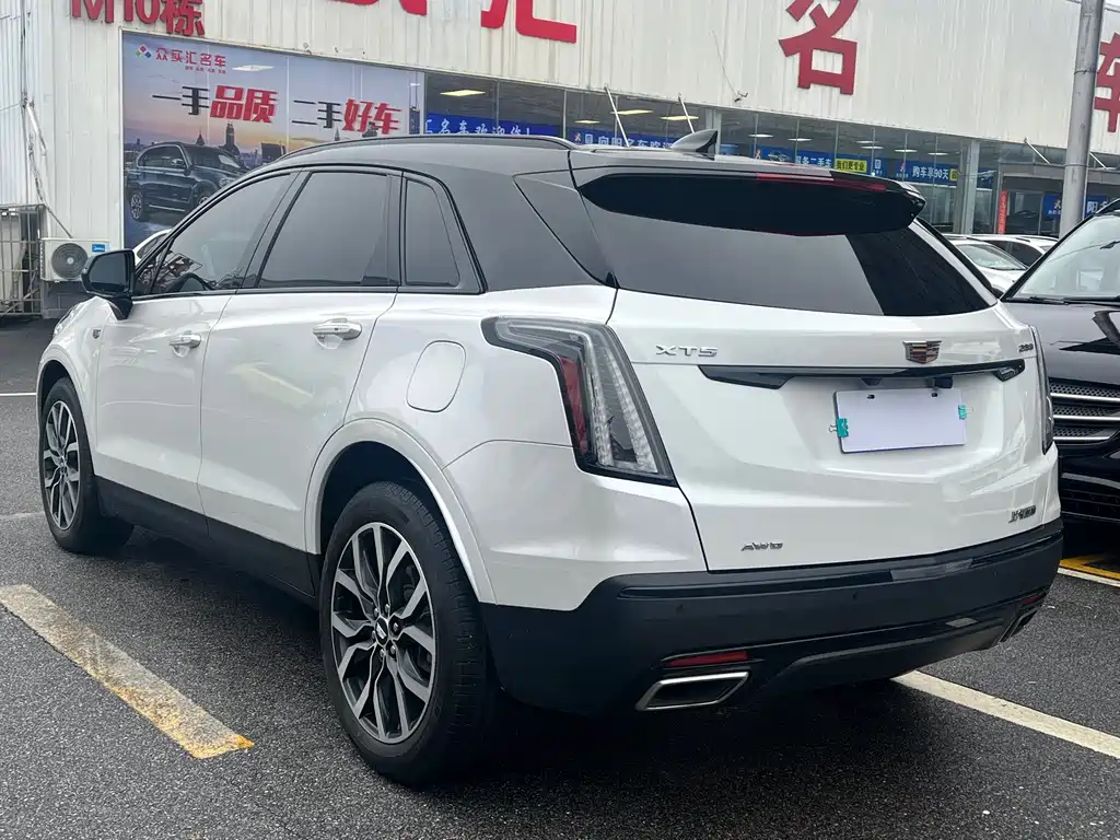 Cadillac XT5 2022 2.0T Luxury