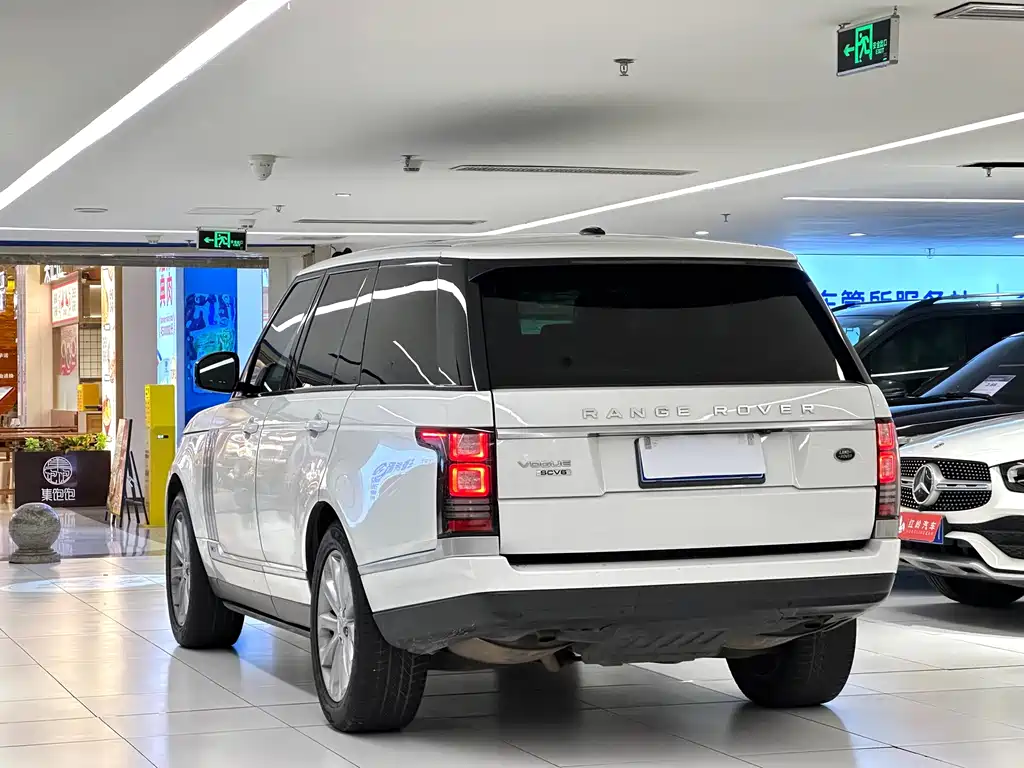 Land Rover Range Rover — миниатюра 7
