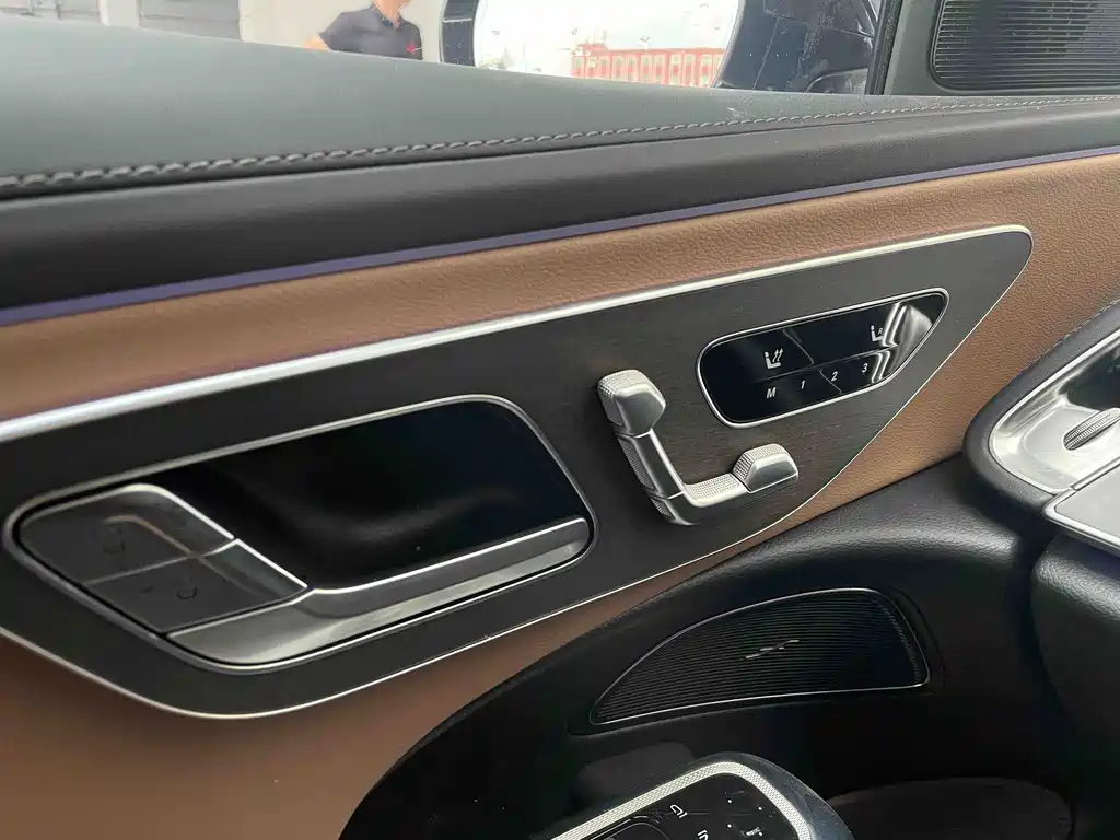 Mercedes-Benz E-Class New Energy — миниатюра 15