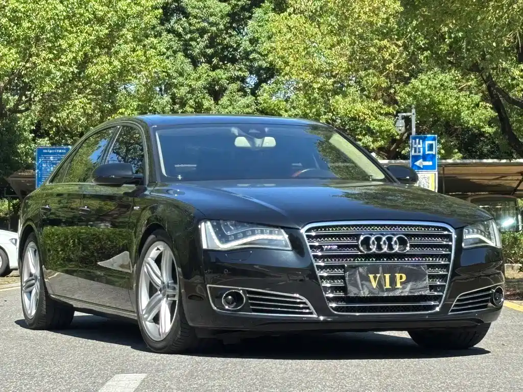 Audi A8 — миниатюра 3
